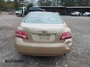 ✅ 2010 Toyota Camry SE • VIN: 4T1BF3EK7AU529793 • Lot: 43559618. Wystawiony na IAAI z przebiegiem 215 893 mil. Bezpłatny archiwum sprzedaży aukcyjnych z USA i szczegółowy raport historii pojazdu na DreamBid. Zdjęcie 16.