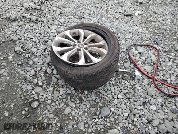 ✅ 2014 Hyundai Sonata SE • VIN: 5NPEC4AC0EH825706 • Lot: 65843944. Listed on Copart with 153,766 mi. Free auction sales archive from the USA and detailed vehicle history report at DreamBid. Image 14.