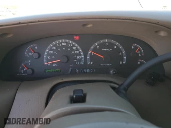 ✅ 2001 Ford Expedition Eddie Bauer • VIN: 1FMRU17L21LA59595 • Lot: 43189475. Listed on Copart with 246,944 mi. Free auction sales archive from the USA and detailed vehicle history report at DreamBid. Image 9.