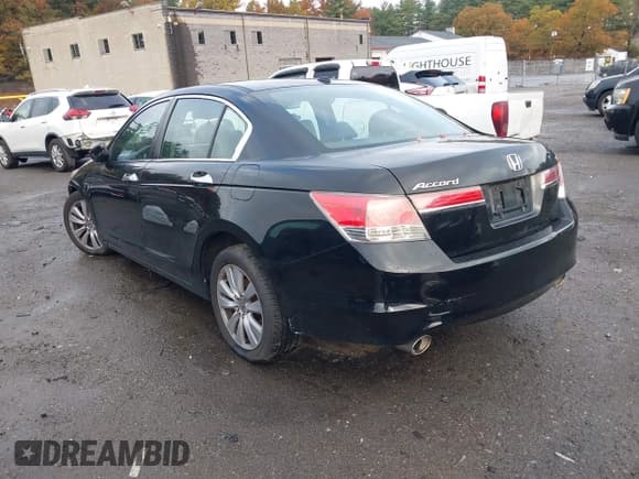 ✅ 2011 Honda Accord EX-L • VIN: 1HGCP3F8XBA008211 • Lot: 43435278. Wystawiony na IAAI z przebiegiem 151 660 mil. Bezpłatny archiwum sprzedaży aukcyjnych z USA i szczegółowy raport historii pojazdu na DreamBid. Zdjęcie 3.