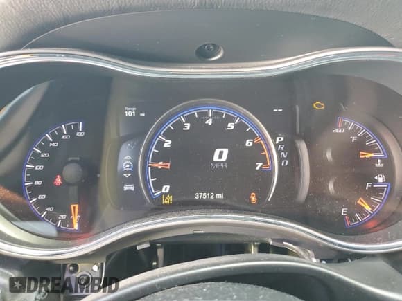 ✅ 2018 Jeep Grand Cherokee SRT • VIN: 1C4RJFDJ8JC488401 • Лот: 68311635. Опубликован ранее на Copart с пробегом 37 512 миль. Бесплатный доступ к архиву аукционных продаж из США и подробный отчёт об истории автомобиля на DreamBid. Изображение 9.