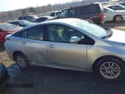 ✅ 2016 Toyota Prius Four • VIN: JTDKARFU1G3519118 • Lot: 43743985. Wystawiony na IAAI z przebiegiem 153 983 mil. Bezpłatny archiwum sprzedaży aukcyjnych z USA i szczegółowy raport historii pojazdu na DreamBid. Zdjęcie 14.