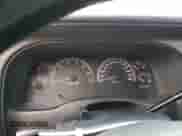 2000 Dodge Dakota Sport z VIN 1B7GL2AN5YS642063, wystawiony jako Copart lot #76665334 z przebiegiem Nie podano mil oraz Nie do naprawy • Non repairable. Historia ofert i sprzedaży dostępna na DreamBid. Obrazek 9.