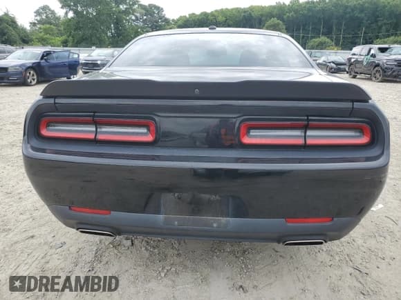 ✅ 2019 Dodge Challenger SXT • VIN: 2C3CDZAGXKH503572 • Lot: 63833164. Wystawiony na Copart z przebiegiem 67 401 mil. Bezpłatny archiwum sprzedaży aukcyjnych z USA i szczegółowy raport historii pojazdu na DreamBid. Zdjęcie 6.