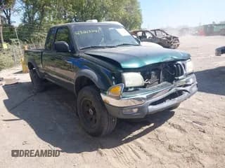 ✅ 2002 Toyota Tacoma PreRunner • VIN: 5TESN92N72Z046001 • Lot: 43213221. Wystawiony na IAAI z przebiegiem 194 360 mil. Bezpłatny archiwum sprzedaży aukcyjnych z USA i szczegółowy raport historii pojazdu na DreamBid. Zdjęcie 1.