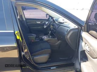 ✅ 2018 Nissan Rogue SV • VIN: KNMAT2MT3JP594944 • Lot: 43475933. Listed on IAAI with 93,831 mi. Free auction sales archive from the USA and detailed vehicle history report at DreamBid. Image 5.