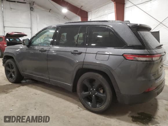 ✅ 2022 Jeep Grand Cherokee Altitude • VIN: 1C4RJHAG0N8623190 • Lot: 47683965. Listed on Copart with 38,964 mi. Free auction sales archive from the USA and detailed vehicle history report at DreamBid. Image 2.