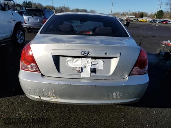 ✅ 2005 Hyundai Elantra GLS • VIN: KMHDN46D25U094494 • Lot: 87305354. Wystawiony na Copart z przebiegiem Nie podano. Bezpłatny archiwum sprzedaży aukcyjnych z USA i szczegółowy raport historii pojazdu na DreamBid. Zdjęcie 6.
