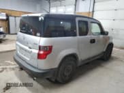 ✅ 2009 Honda Element LX • VIN: 5J6YH28319L003131 • Lot: 81472815. Listed on Copart with 241,575 mi. Free auction sales archive from the USA and detailed vehicle history report at DreamBid. Image 3.