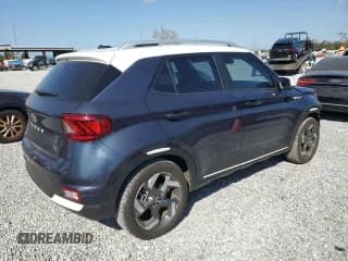 ✅ 2024 Hyundai Venue SEL • VIN: KMHRC8A32RU287249 • Lot: 44144955. Wystawiony na Copart z przebiegiem 18 646 mil. Bezpłatny archiwum sprzedaży aukcyjnych z USA i szczegółowy raport historii pojazdu na DreamBid. Zdjęcie 3.