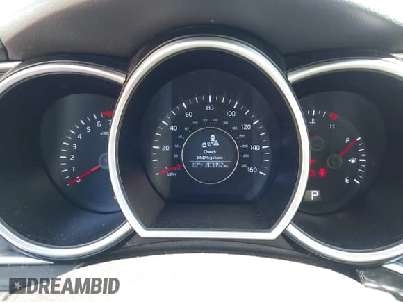 ✅ 2015 Kia Optima EX • VIN: 5XXGN4A7XFG469932 • Lot: 43532157. Listed on IAAI with 203,392 mi. Free auction sales archive from the USA and detailed vehicle history report at DreamBid. Image 7.