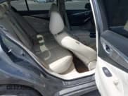 ✅ 2015 Infiniti Q50 Premium • VIN: JN1BV7AR3FM391343 • Lot: 43436259. Wystawiony na IAAI z przebiegiem Nie podano. Bezpłatny archiwum sprzedaży aukcyjnych z USA i szczegółowy raport historii pojazdu na DreamBid. Zdjęcie 8.