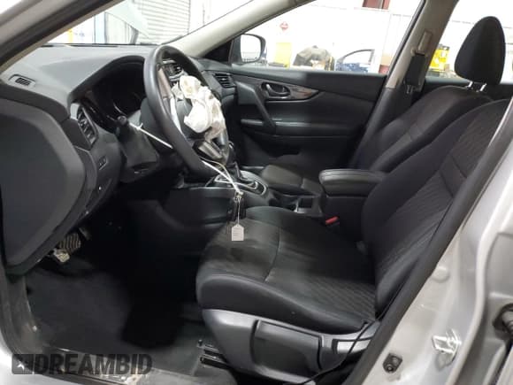 ✅ 2019 Nissan Rogue S • VIN: 5N1AT2MV4KC829227 • Lot: 92411805. Wystawiony na Copart z przebiegiem 70 351 mil. Bezpłatny archiwum sprzedaży aukcyjnych z USA i szczegółowy raport historii pojazdu na DreamBid. Zdjęcie 7.