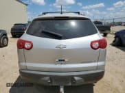 ✅ 2011 Chevrolet Traverse 1LT • VIN: 1GNKRGED3BJ398473 • Lot: 68980154. Wystawiony na Copart z przebiegiem 187 462 mil. Bezpłatny archiwum sprzedaży aukcyjnych z USA i szczegółowy raport historii pojazdu na DreamBid. Zdjęcie 6.