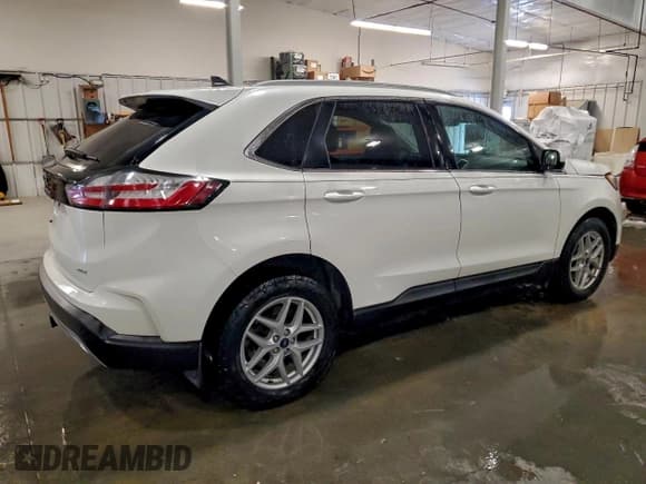 ✅ 2021 Ford Edge SEL • VIN: 2FMPK4J96MBA61785 • Lot: 94808185. Wystawiony na Copart z przebiegiem 107 382 mil. Bezpłatny archiwum sprzedaży aukcyjnych z USA i szczegółowy raport historii pojazdu na DreamBid. Zdjęcie 3.