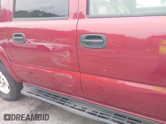 ✅ 2006 Chevrolet Suburban LS 1WT • VIN: 1GNEC16Z66J134160 • Lot: 42366868. Listed on IAAI with 278,216 mi. Free auction sales archive from the USA and detailed vehicle history report at DreamBid. Image 18.