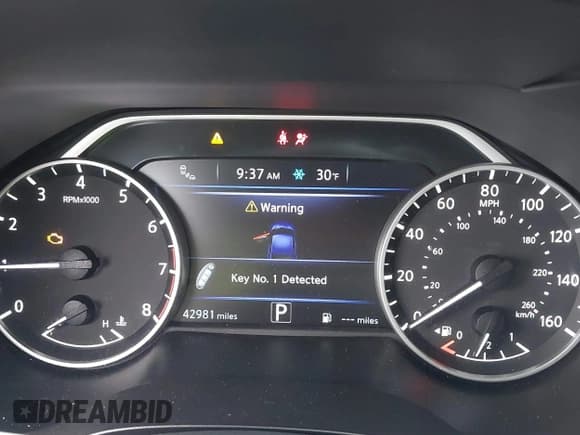 ✅ 2019 Nissan Maxima Platinum • VIN: 1N4AA6AV3KC366377 • Lot: 41295236. Wystawiony na IAAI z przebiegiem 42 987 mil. Bezpłatny archiwum sprzedaży aukcyjnych z USA i szczegółowy raport historii pojazdu na DreamBid. Zdjęcie 7.