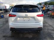 ✅ 2017 Lexus NX 200t F Sport • VIN: JTJBARBZ4H2130558 • Lot: 43763740. Wystawiony na IAAI z przebiegiem 102 113 mil. Bezpłatny archiwum sprzedaży aukcyjnych z USA i szczegółowy raport historii pojazdu na DreamBid. Zdjęcie 16.
