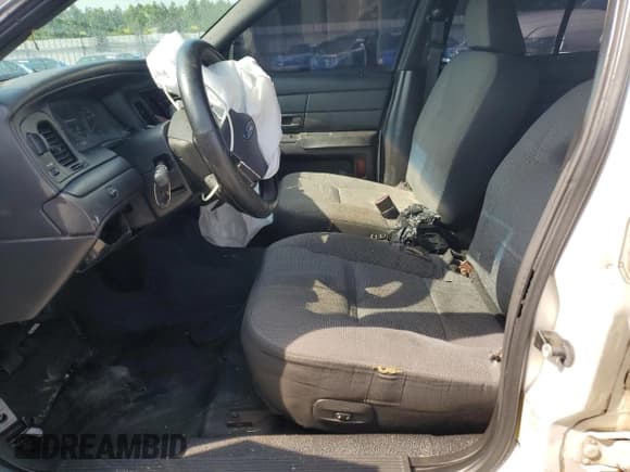 ✅ 2010 Ford Police Interceptor • VIN: 2FABP7BV3AX120969 • Lot: 57293675. Listed on Copart with 295,036 mi. Free auction sales archive from the USA and detailed vehicle history report at DreamBid. Image 7.