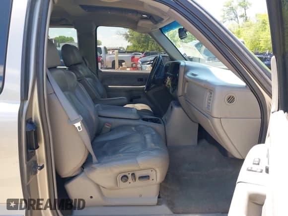 ✅ 2001 GMC Sierra 1500 SLE • VIN: 2GTEK19T611308931 • Лот: 42192722. Опубликован ранее на IAAI с пробегом 271 777 миль. Бесплатный доступ к архиву аукционных продаж из США и подробный отчёт об истории автомобиля на DreamBid. Изображение 5.