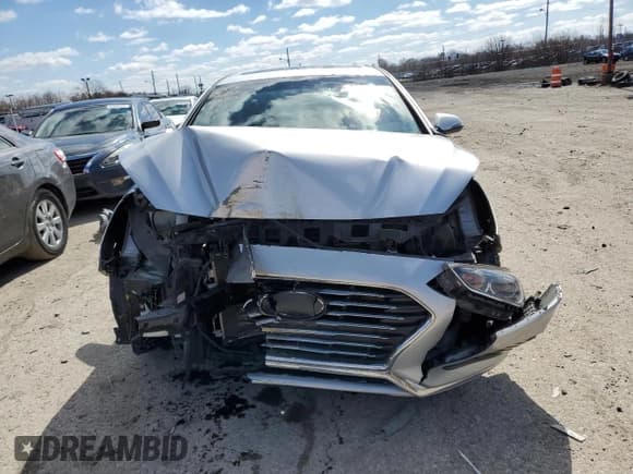 ✅ 2018 Hyundai Sonata Limited • VIN: 5NPE34AF8JH602303 • Lot: 44560903. Listed on Copart with 80,309 mi. Free auction sales archive from the USA and detailed vehicle history report at DreamBid. Image 5.