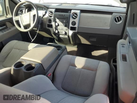 ✅ 2009 Ford F-150 STX • VIN: 1FTRX12809FA27334 • Lot: 90786465. Listed on Copart with 170,329 mi. Free auction sales archive from the USA and detailed vehicle history report at DreamBid. Image 8.