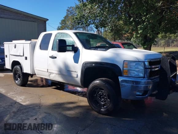 ✅ 2011 Chevrolet Silverado 2500HD LT • VIN: 1GC2KXCGXBZ342865 • Лот: 43498722. Опубликован ранее на IAAI с пробегом 310 619 миль. Бесплатный доступ к архиву аукционных продаж из США и подробный отчёт об истории автомобиля на DreamBid. Изображение 13.