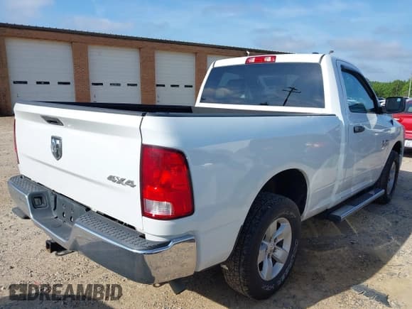 ✅ 2018 Ram 1500 Tradesman • VIN: 3C6JR7AGXJG210530 • Lot: 42522902. Listed on IAAI with 83,546 mi. Free auction sales archive from the USA and detailed vehicle history report at DreamBid. Image 4.