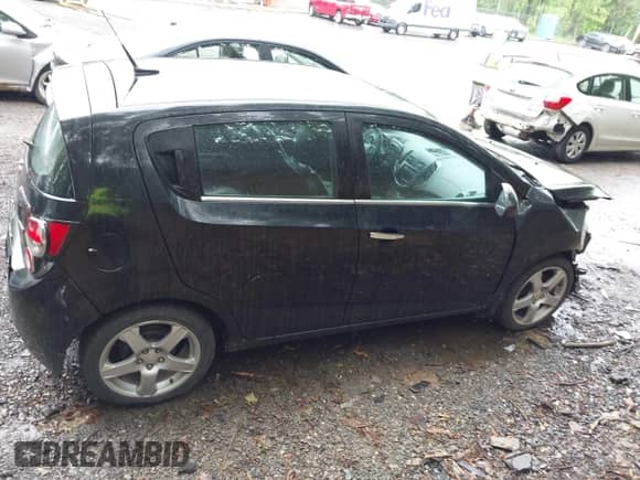 ✅ 2013 Chevrolet Sonic LTZ • VIN: 1G1JF6SB1D4124919 • Лот: 42319613. Размещён на IAAI с пробегом 140 030 миль миль. Получите бесплатный доступ к архиву аукционных продаж из США и посмотрите подробный отчёт об истории автомобиля на DreamBid. Изображение 14.