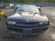 ✅ 2010 Dodge Challenger R/T Classic • VIN: 2B3CJ5DT0AH118897 • Lot: 81523674. Wystawiony na Copart z przebiegiem 35 479 mil. Bezpłatny archiwum sprzedaży aukcyjnych z USA i szczegółowy raport historii pojazdu na DreamBid. Zdjęcie 5.