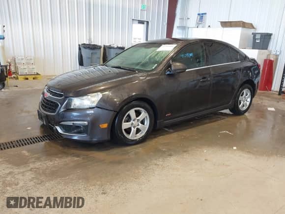 2016 Chevrolet Cruze LT с VIN 1G1PE5SB5G7215864, выставлен на аукционе IAAI как лот 42795901 с пробегом 147 424 миль миль и . История ставок и продаж доступна на DreamBid. Изображение 2.