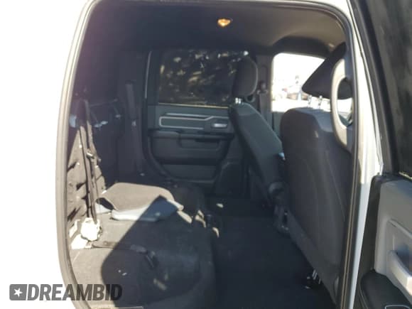 ✅ 2022 Ram 3500 Tradesman • VIN: 3C7WRTCL1NG280086 • Lot: 47064295. Wystawiony na Copart z przebiegiem 276 518 mil. Bezpłatny archiwum sprzedaży aukcyjnych z USA i szczegółowy raport historii pojazdu na DreamBid. Zdjęcie 10.