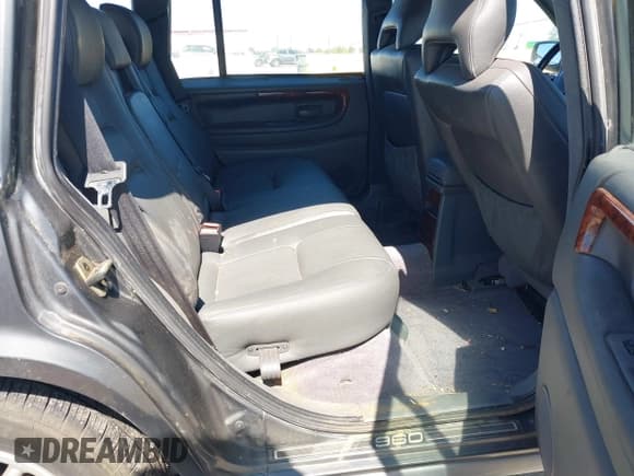 ✅ 1995 Volvo 960 • VIN: YV1KW9614S1026233 • Лот: 42447513. Опубликован ранее на IAAI с пробегом 115 814 миль. Бесплатный доступ к архиву аукционных продаж из США и подробный отчёт об истории автомобиля на DreamBid. Изображение 8.