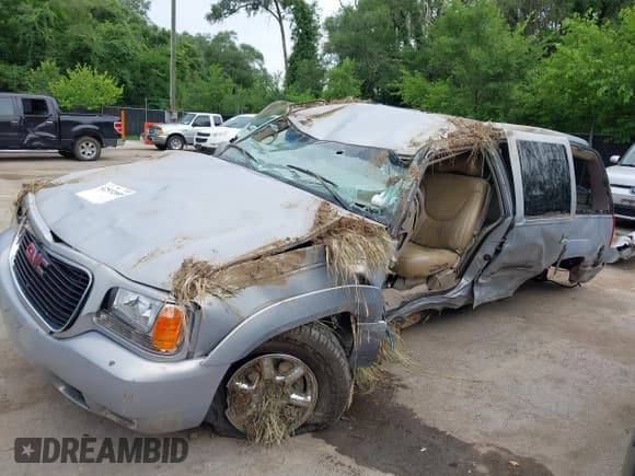 ✅ 2000 GMC Denali • VIN: 1GKEK13R6YR140162 • Lot: 42532005. Listed on IAAI with 213,050 mi. Free auction sales archive from the USA and detailed vehicle history report at DreamBid. Image 2.