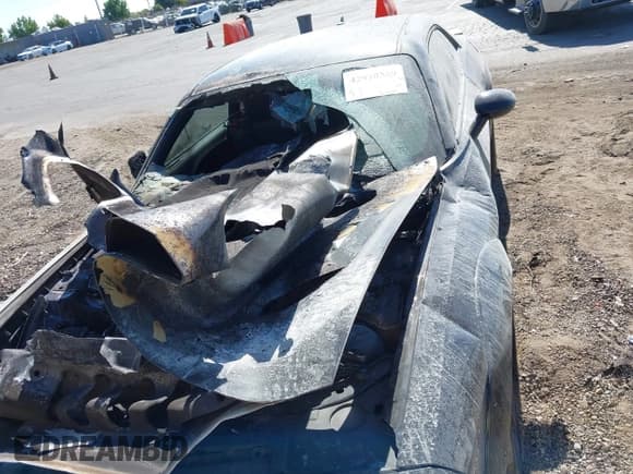 ✅ 2018 Dodge Challenger SRT Hellcat • VIN: 2C3CDZC98JH177803 • Lot: 42990369. Wystawiony na IAAI z przebiegiem Nie podano. Bezpłatny archiwum sprzedaży aukcyjnych z USA i szczegółowy raport historii pojazdu na DreamBid. Zdjęcie 6.