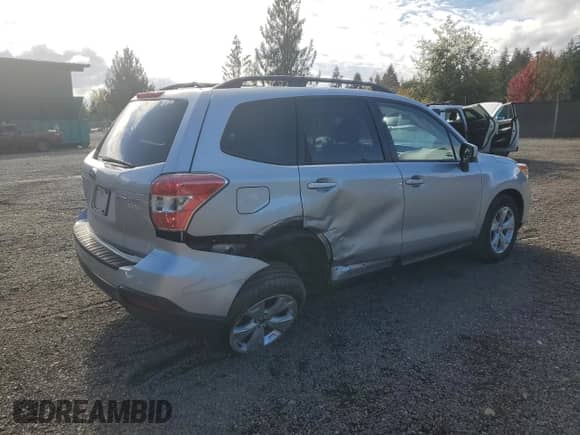 2015 Subaru Forester Premium с VIN JF2SJADC8FH825344, выставлен на аукционе Copart как лот 87461445 с пробегом 39 295 миль миль и Списание • Salvage title. История ставок и продаж доступна на DreamBid. Изображение 3.