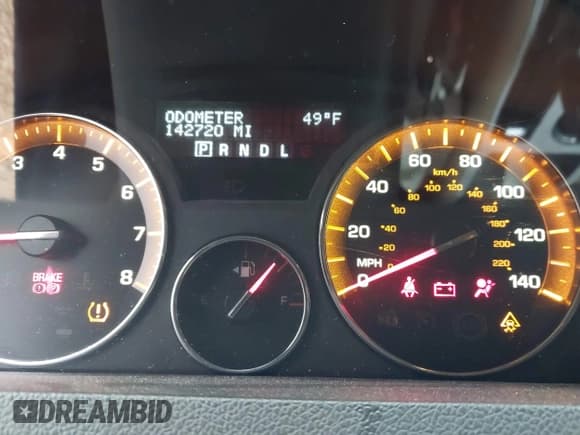 ✅ 2010 Saturn Outlook • VIN: 5GZLRUED3AJ201245 • Lot: 41357675. Wystawiony na IAAI z przebiegiem 142 720 mil. Bezpłatny archiwum sprzedaży aukcyjnych z USA i szczegółowy raport historii pojazdu na DreamBid. Zdjęcie 7.