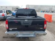 ✅ 2020 Nissan Frontier SV • VIN: 1N6ED0EA6LN727272 • Lot: 42663757. Wystawiony na IAAI z przebiegiem 78 782 mil. Bezpłatny archiwum sprzedaży aukcyjnych z USA i szczegółowy raport historii pojazdu na DreamBid. Zdjęcie 16.