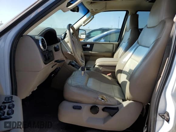 ✅ 2004 Ford Expedition Eddie Bauer • VIN: 1FMPU18L84LB04971 • Lot: 60766145. Listed on Copart with 247,794 mi. Free auction sales archive from the USA and detailed vehicle history report at DreamBid. Image 7.