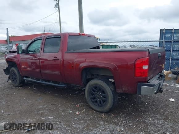 ✅ 2014 Chevrolet Silverado 2500HD LT • VIN: 1GC1KXCG4EF163710 • Lot: 42291643. Wystawiony na IAAI z przebiegiem 156 395 mil. Bezpłatny archiwum sprzedaży aukcyjnych z USA i szczegółowy raport historii pojazdu na DreamBid. Zdjęcie 14.