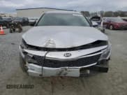 ✅ 2017 Kia Optima LX • VIN: KNAGT4L3XH5146646 • Lot: 82322095. Wystawiony na Copart z przebiegiem 156 812 mil. Bezpłatny archiwum sprzedaży aukcyjnych z USA i szczegółowy raport historii pojazdu na DreamBid. Zdjęcie 5.