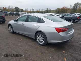 2017 Chevrolet Malibu LT z VIN 1G1ZE5ST4HF196815, wystawiony jako IAAI lot #43521500 z przebiegiem 109 177 mil mil oraz . Historia ofert i sprzedaży dostępna na DreamBid. Obrazek 3.