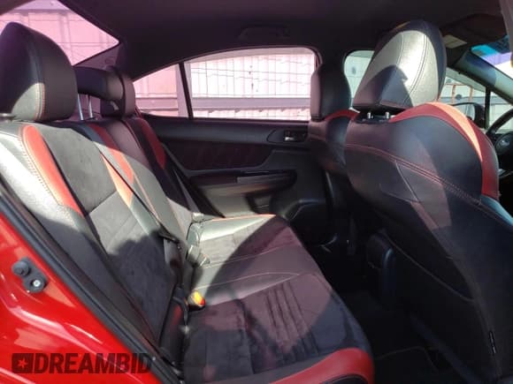 ✅ 2016 Subaru WRX STI • VIN: JF1VA2M63G9800090 • Лот: 71626634. Опубликован ранее на Copart с пробегом 105 585 миль. Бесплатный доступ к архиву аукционных продаж из США и подробный отчёт об истории автомобиля на DreamBid. Изображение 10.