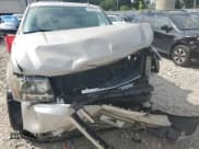 ✅ 2007 Chevrolet Suburban LTZ • VIN: 3GNFK16327G311910 • Lot: 69020394. Wystawiony na Copart z przebiegiem 183 406 mil. Bezpłatny archiwum sprzedaży aukcyjnych z USA i szczegółowy raport historii pojazdu na DreamBid. Zdjęcie 5.