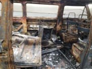 ✅ 1983 Volkswagen Vanagon GL • VIN: WV2ZB025XDH102750 • Lot: 77780184. Wystawiony na Copart z przebiegiem Nie podano. Bezpłatny archiwum sprzedaży aukcyjnych z USA i szczegółowy raport historii pojazdu na DreamBid. Zdjęcie 10.