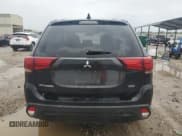 ✅ 2020 Mitsubishi Outlander SE • VIN: JA4AD3A38LZ029503 • Lot: 81501925. Wystawiony na Copart z przebiegiem 93 201 mil. Bezpłatny archiwum sprzedaży aukcyjnych z USA i szczegółowy raport historii pojazdu na DreamBid. Zdjęcie 6.