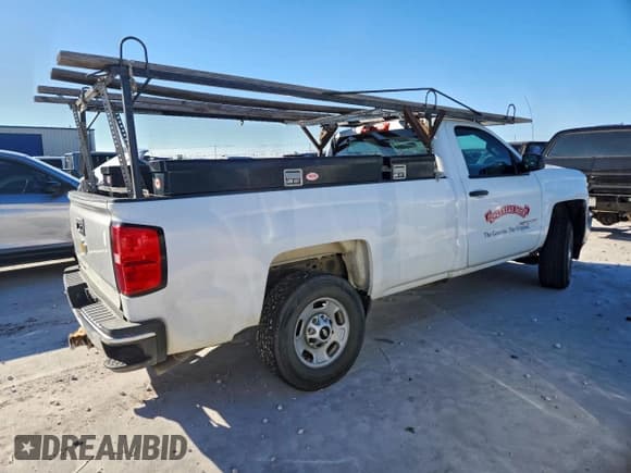 ✅ 2015 Chevrolet Silverado 2500HD Work Truck • VIN: 1GC0CUEG6FZ503573 • Лот: 94197385. Опубликован ранее на Copart с пробегом 286 741 миль. Бесплатный доступ к архиву аукционных продаж из США и подробный отчёт об истории автомобиля на DreamBid. Изображение 3.