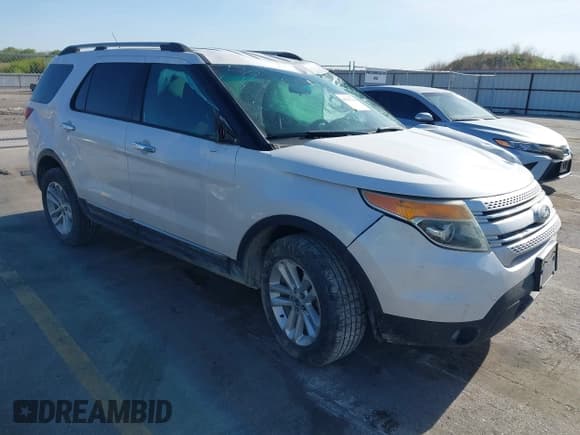 ✅ 2011 Ford Explorer XLT • VIN: 1FMHK8D86BGA39046 • Лот: 42227324. Опубликован ранее на IAAI с пробегом 214 733 миль. Бесплатный доступ к архиву аукционных продаж из США и подробный отчёт об истории автомобиля на DreamBid. Изображение 1.