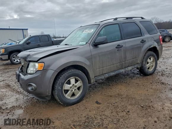 ✅ 2012 Ford Escape XLT • VIN: 1FMCU9DG3CKC70681 • Lot: 94432545. Wystawiony na Copart z przebiegiem 159 299 mil. Bezpłatny archiwum sprzedaży aukcyjnych z USA i szczegółowy raport historii pojazdu na DreamBid. Zdjęcie 1.