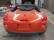 ✅ 2009 Pontiac Solstice • VIN: 1G2MZ35B39Y104309 • Lot: 43565845. Wystawiony na IAAI z przebiegiem 103 147 mil. Bezpłatny archiwum sprzedaży aukcyjnych z USA i szczegółowy raport historii pojazdu na DreamBid. Zdjęcie 16.